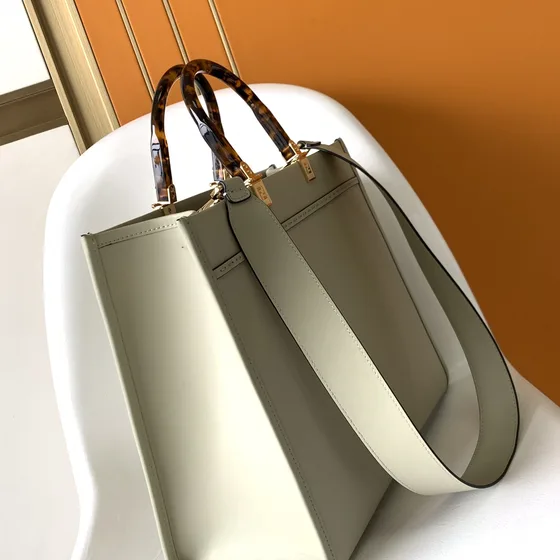 Fendi Sunshine Shopper Tote Light Grayish Bianco Borsa tote