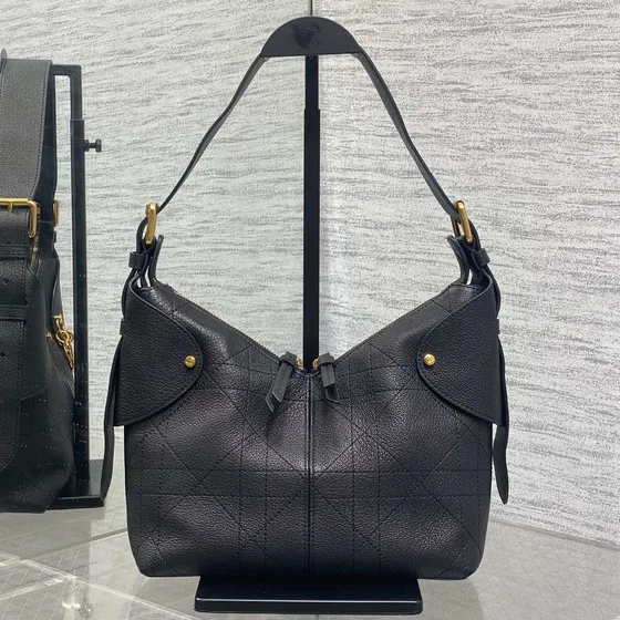 Dior Dior Nolita Hobo Bag สีดำ Hobo
