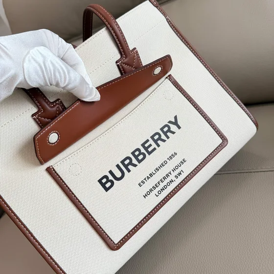 Burberry Freya Tote Hvit/Brun Shopperveske