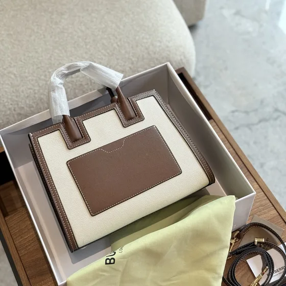 Burberry Mini Frances Tote Beige/Brun Tophåndtag