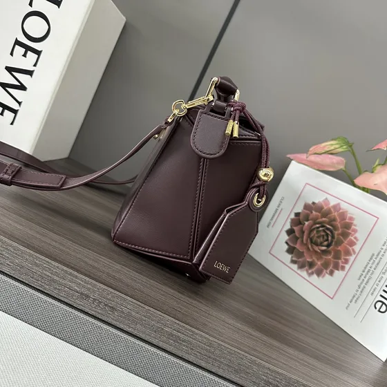 Loewe Puzzle Bag Bordeaux Anse supérieure