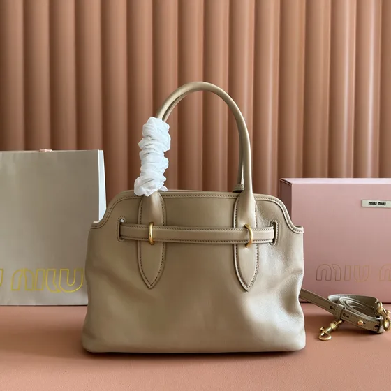 Miu Miu Nappa Læder Tophåndtag Bag Beige Tophåndtag