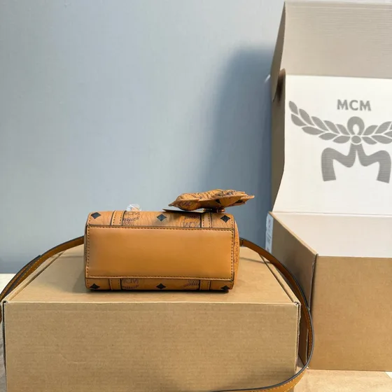 MCM Toni Mini Shopper Cognac Shoppertasche
