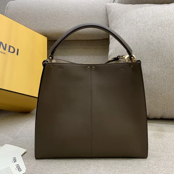Fendi Peekaboo X-Lite สีน้ำตาล Shoulder Bag