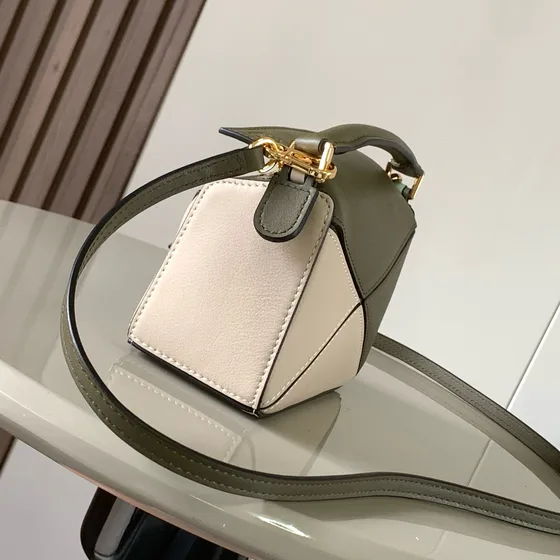 Loewe Puzzle Mini Multicolor/Olive Verde/Mint Verde/Off Wh 18x12x8cm Crossbody/Asa superior/Bolso bandolera
