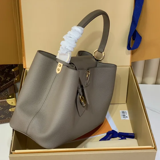 Louis Vuitton Capucines Gray Top Handle