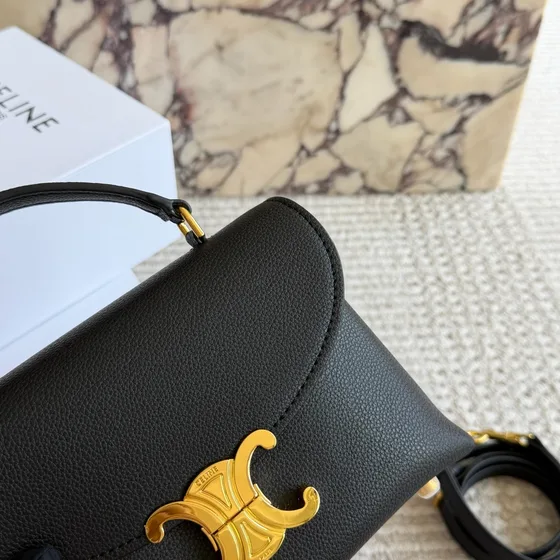 Celine Triomphe Noir Anse supérieure