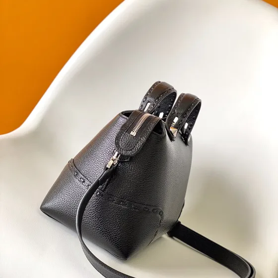 Fendi By The Way Negro Asa superior