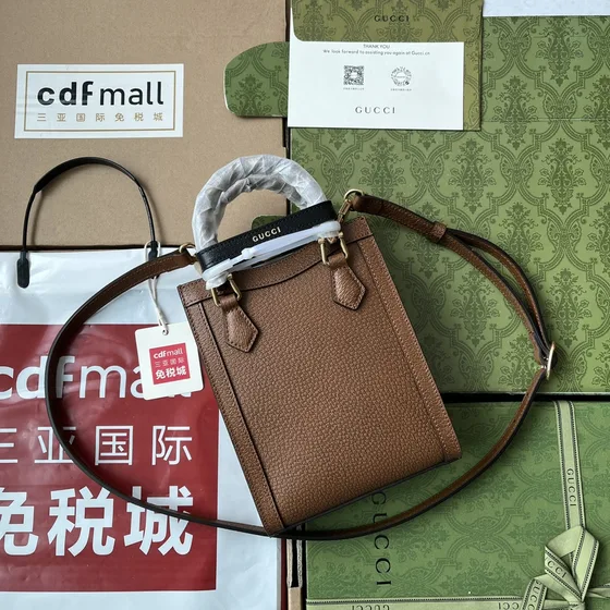 Gucci Gg Marmont Mini Anse supérieure Sac cabas Marron Anse supérieure