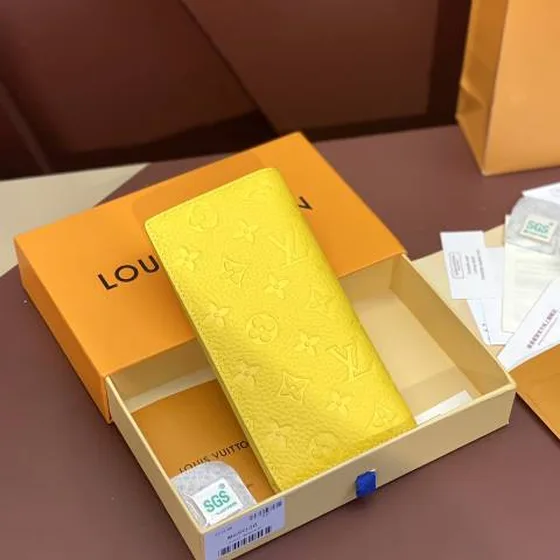 Louis Vuitton M69038 Yellow Taurillon Monogram 10 x 19 x 2 cm everyday
