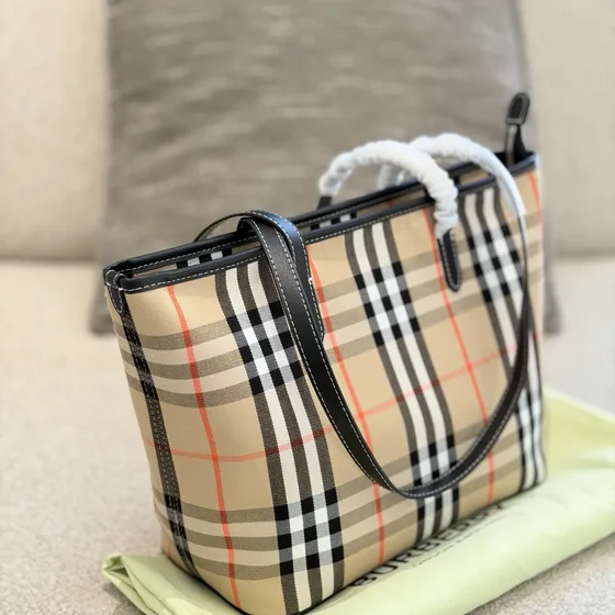 Burberry Vintage Check Tote Bag Beige Tote Bag