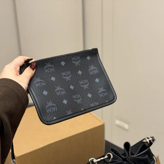 MCM Aren Visetos Drawstring Bucket Bag Hitam Crossbody