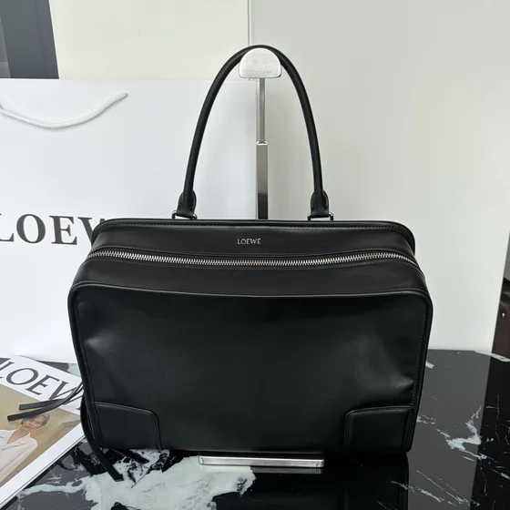 Loewe Amazona Black Top Handle