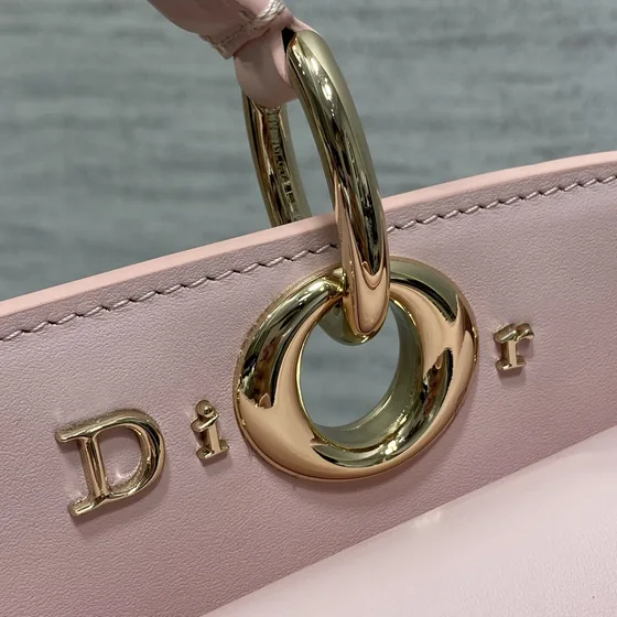 Dior Dior Key Bag وردي Top Handle