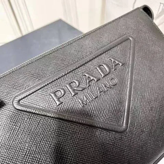 Prada 2VF039 Чёрный 25 17 5cm crossbody