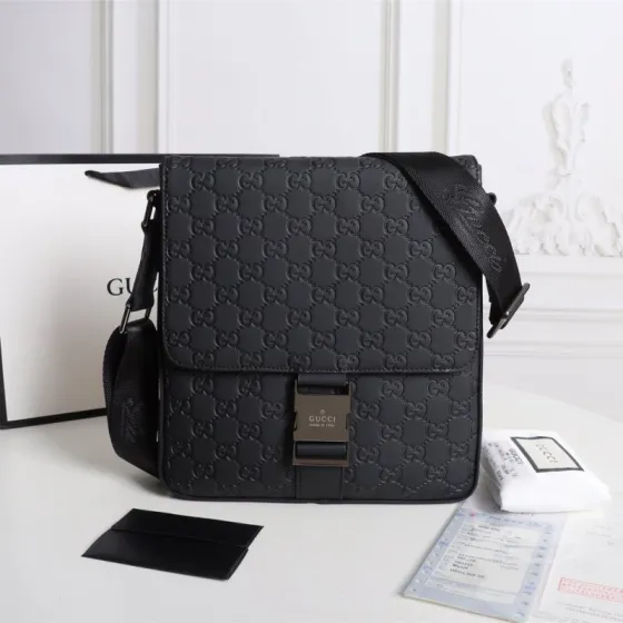 Gucci 33061-2 Black Guccissima 25x27x6cm messenger