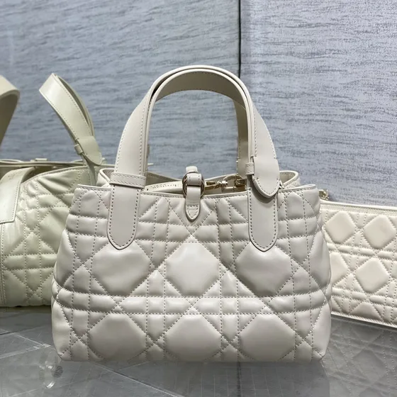 Dior Dior Toujours Beyaz Üst sap
