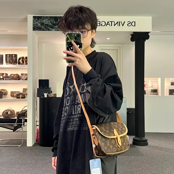 Louis Vuitton Sologne Marrom Crossbody