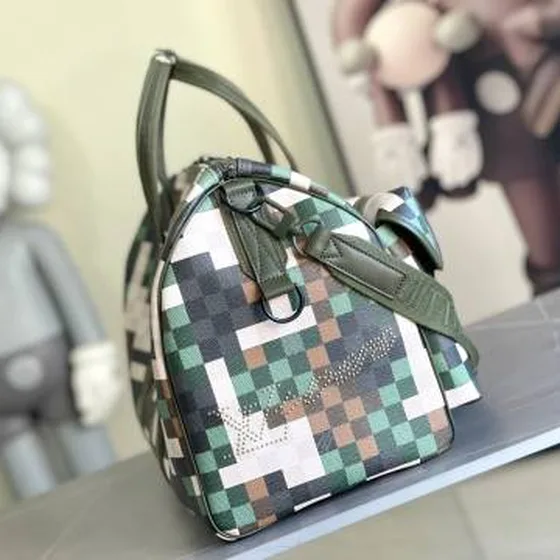 Louis Vuitton Keepall 55 Green pixel Damier 55 x 27 x 20 travel