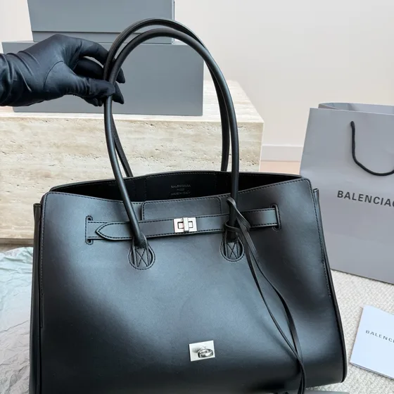 Balenciaga Bel Air Tote Sort Shopperveske