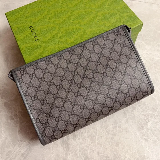 Gucci Gg Supreme Etui With Shoulder Strap Grå/Sort Etui