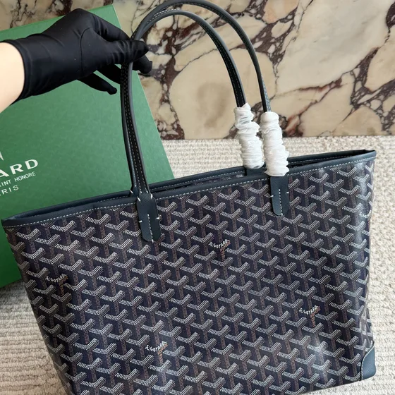 Goyard Artois Mm Green Tote Bag