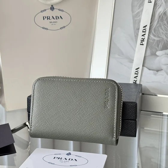 Prada Saffiano Kulit Zip Card Holder Gray Card Holder