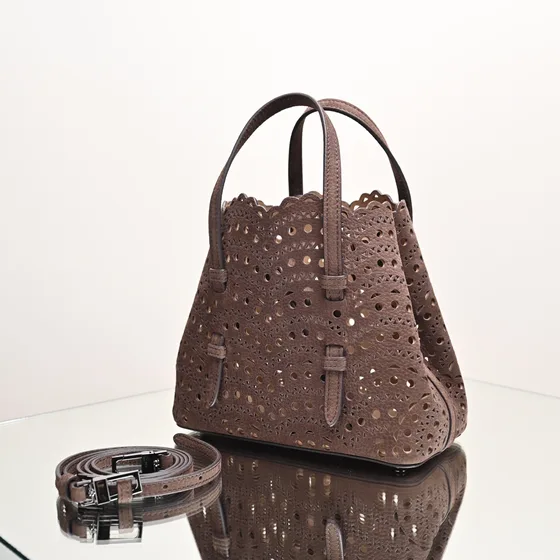 Burberry Mina 20 Vienne Wave Tote Dark Brun Kass