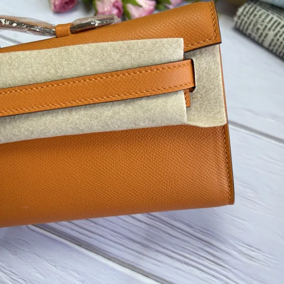 Hermes Kelly Cut Naranja Riñonera