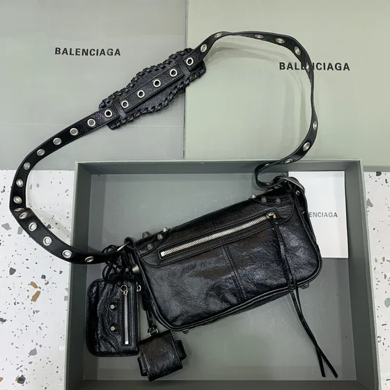 Balenciaga Le Cagole Xs Flap Bag Black Crossbody