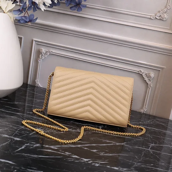 YSL Cassandre Envelope Chain Wallet بيج Woc