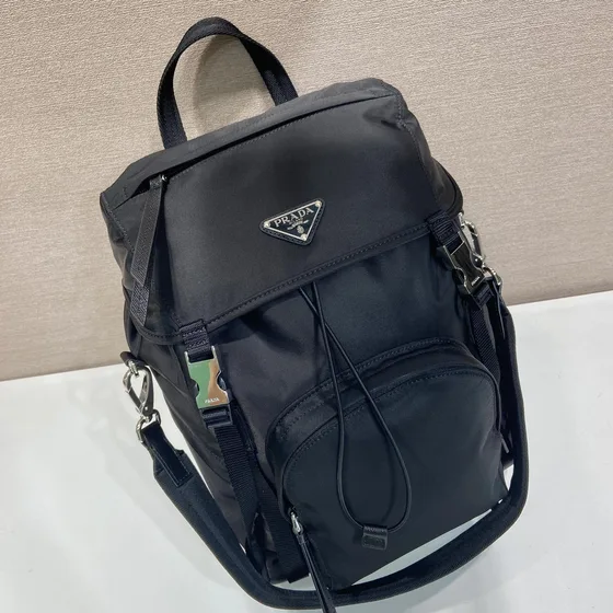 Prada Re-Nailon Bucket Mochila With Shoulder Strap Negro Mochila