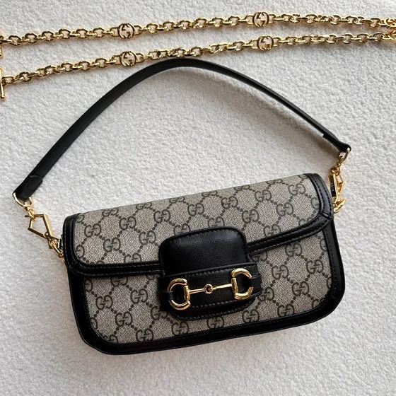 Gucci Horsebit 1955 Small Bolso bandolera With Chain Strap Beige/Negro Bolso bandolera