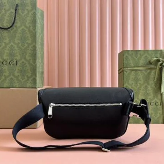Gucci Black GG Supreme crossbody