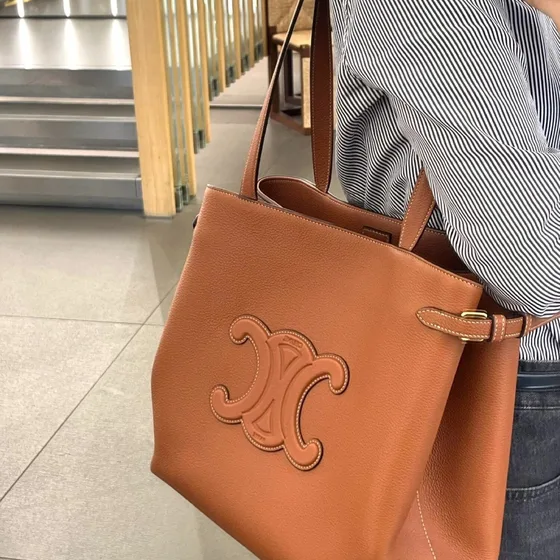 Celine Triomphe Cabas Brun Shoppertasketur