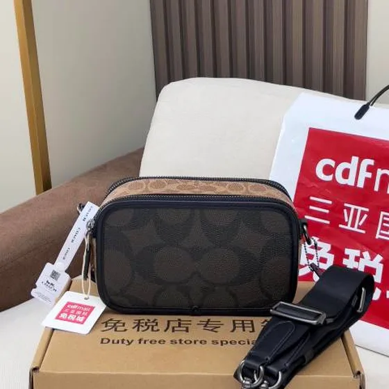 Coach Camera bag Signature Canvas Brown Khaki crossbody