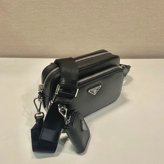 Prada Saffiano Cuir Sac épaule With Pochette Noir Crossbody