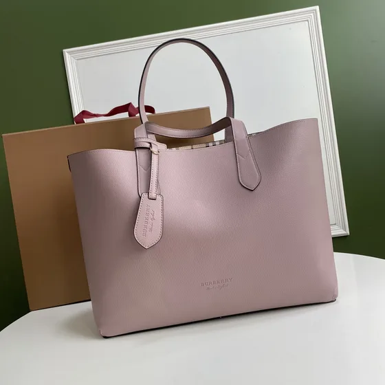 Burberry Haymarket Check Tote Beige Lilac Tote Bag
