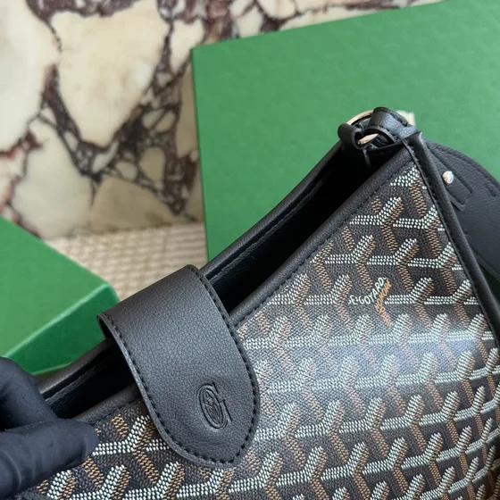 Goyard Belharra Чёрный/Коричневый Hobo