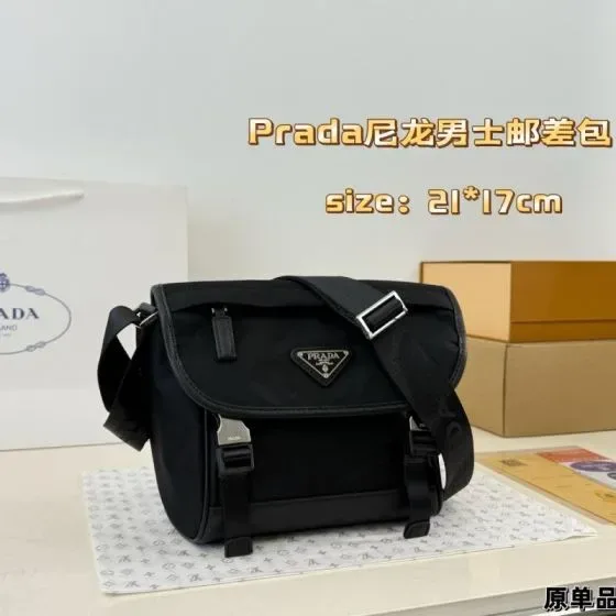 Prada Nylon Messenger Bag Black 21 17cm Crossbody