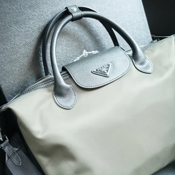 Prada Re-Nilon And Saffiano Kulit Tote Bag Gray Tote Bag