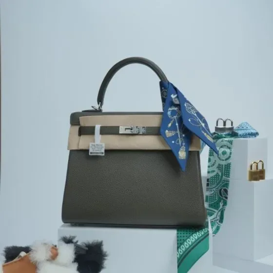 Hermes Kelly Olive Green Top Handle