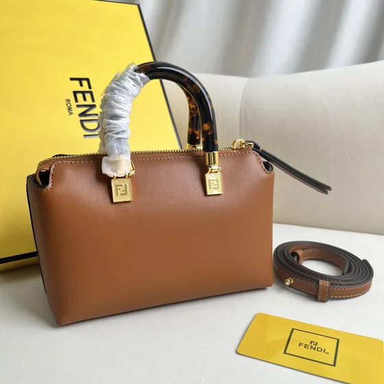 Fendi By The Way Mini Brun Tophåndtak
