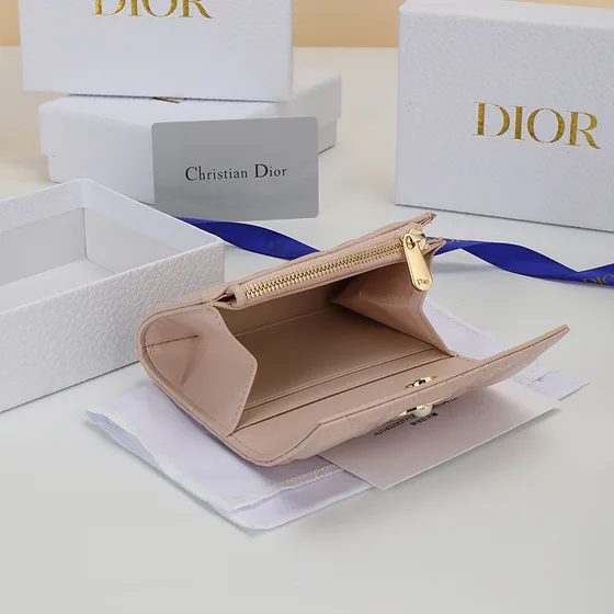Dior Dior Jolie Wallet Powder بيج Wallet