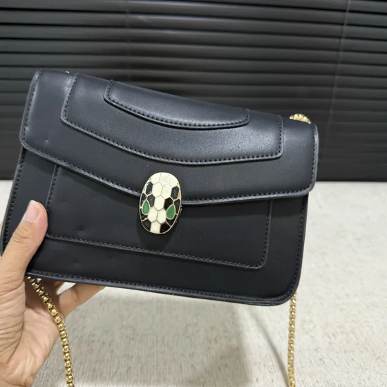 Bvlgari Serpenti Forever Hitam Crossbody