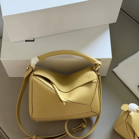 Loewe Puzzle Edge Light Amarelo Alça superior