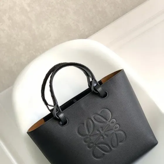 Loewe Anagram Tote Bag Black Top Handle