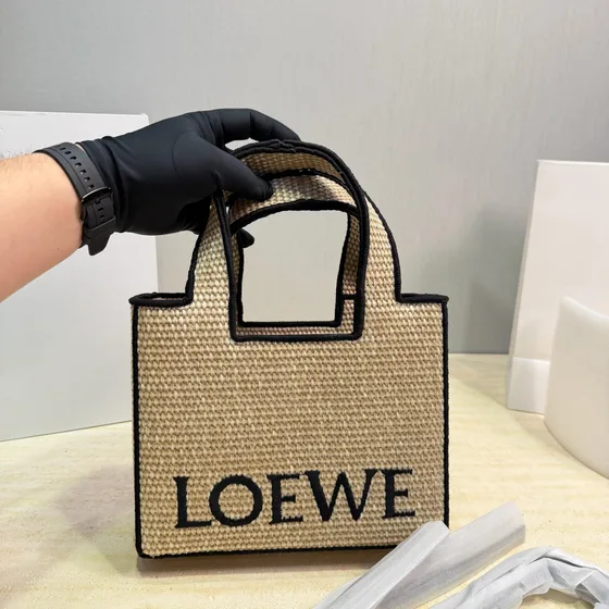Loewe Logo Raffia Shopperveske Natural Beige With Sort Trim Shopperveske
