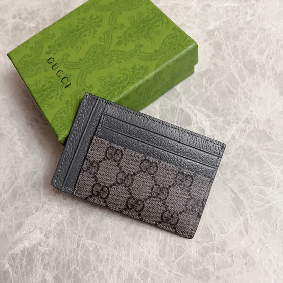 Gucci Gg Marmont Card Holder Gris Card Holder