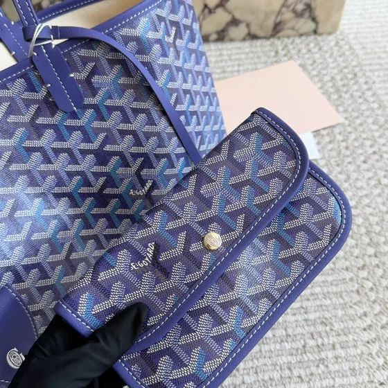 Goyard Saint Louis Purple Gradient Tote Bag